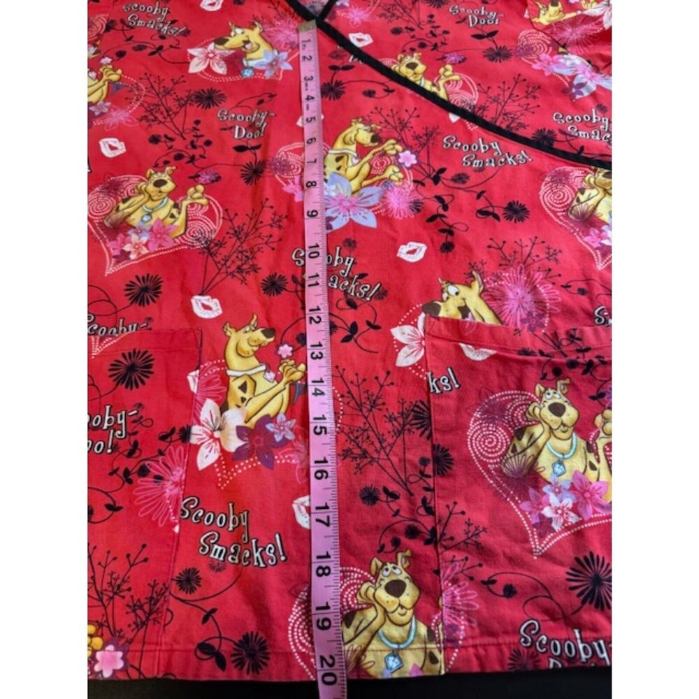 Womens Scooby Doo Vneck Nurse Medial Vet Scrub Back Tie Size Small 6960C - Picture 6 of 6